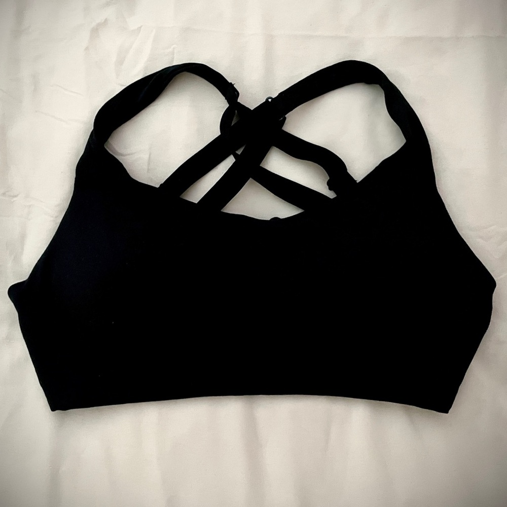 New Marika Medium/High Impact Sports Bra in Black
